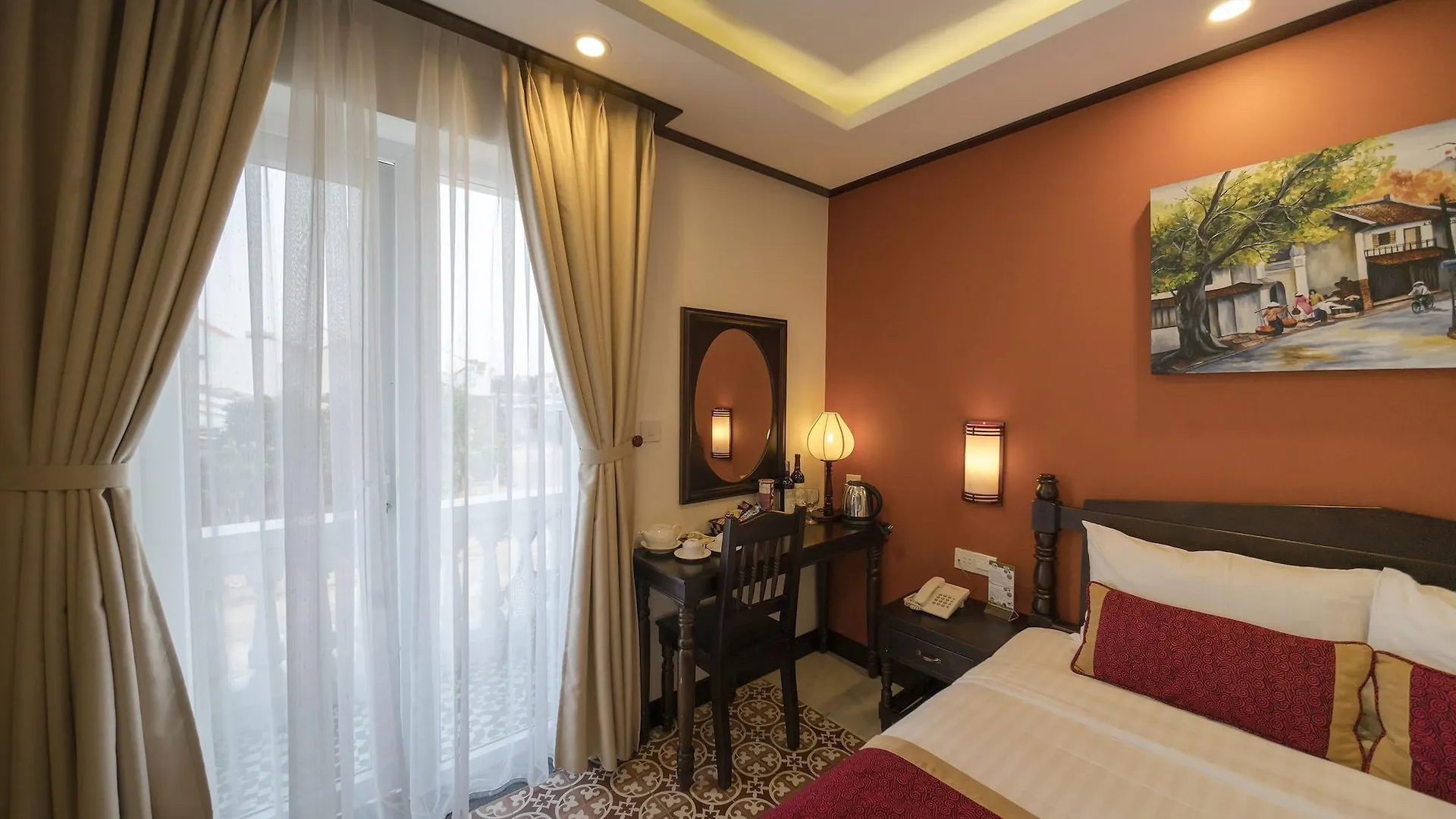 Villa Golden Bell Backpacker Hotel & Pool Bar Hoi An