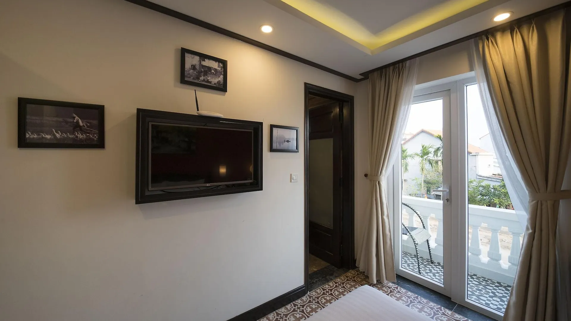 Golden Bell Backpacker Hotel & Pool Bar Hoi An 0*,